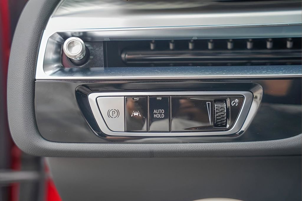 2026 Cadillac LYRIQ V Premium - Photo 37