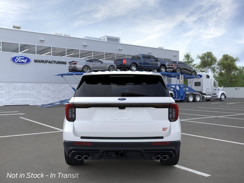 New 2026 Star White Metallic Tri-Coat Ford ST image 5
