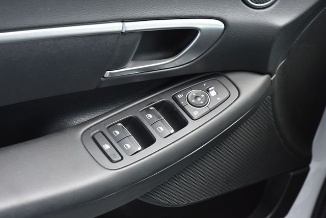 2025 Hyundai Sonata SE - Photo 22