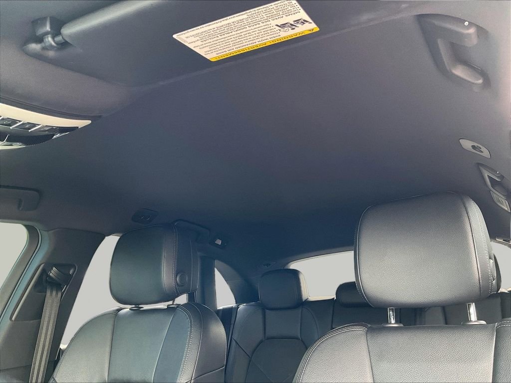 Used 2018 Black Porsche Base image 7