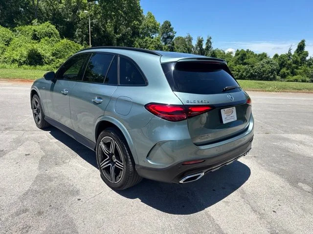 Used 2025 Green Mercedes-Benz GLC 350e image 5