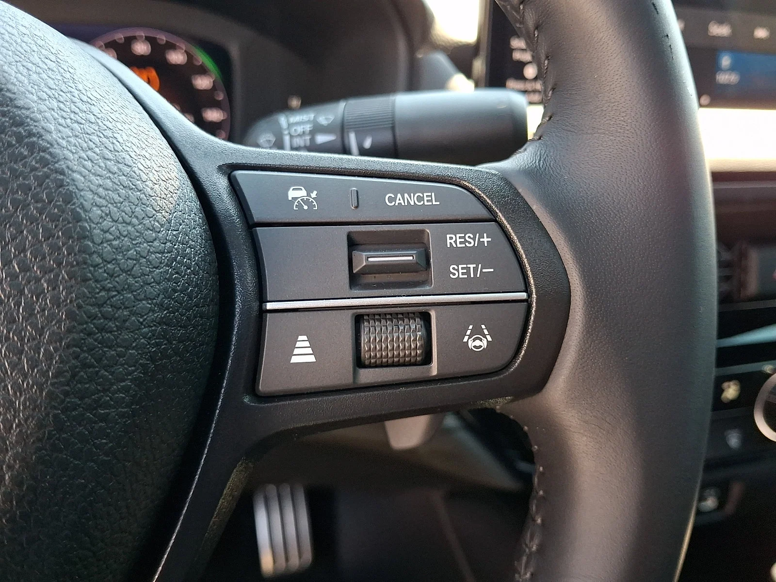 Certified Used 2024 Still Night Pearl Honda Sport image 21
