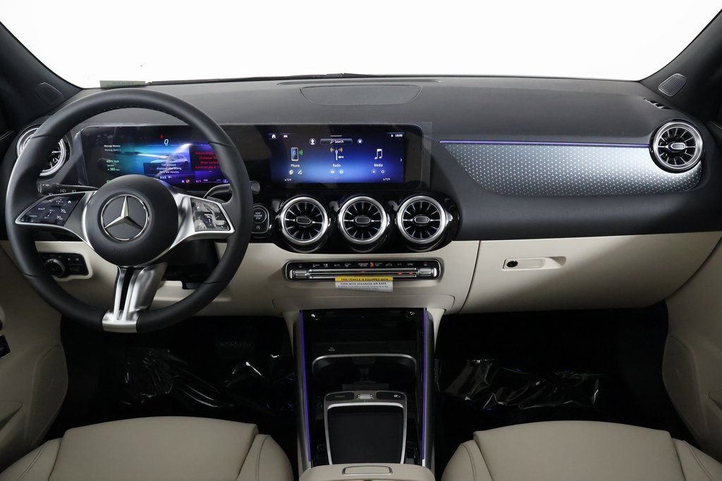 New 2026 Polar White Mercedes-Benz GLA 250 image 14