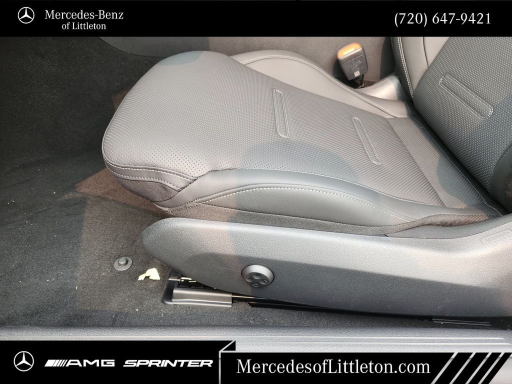 New 2027 MANUFAKTUR Alpine Grey Mercedes-Benz CLE 450 image 23