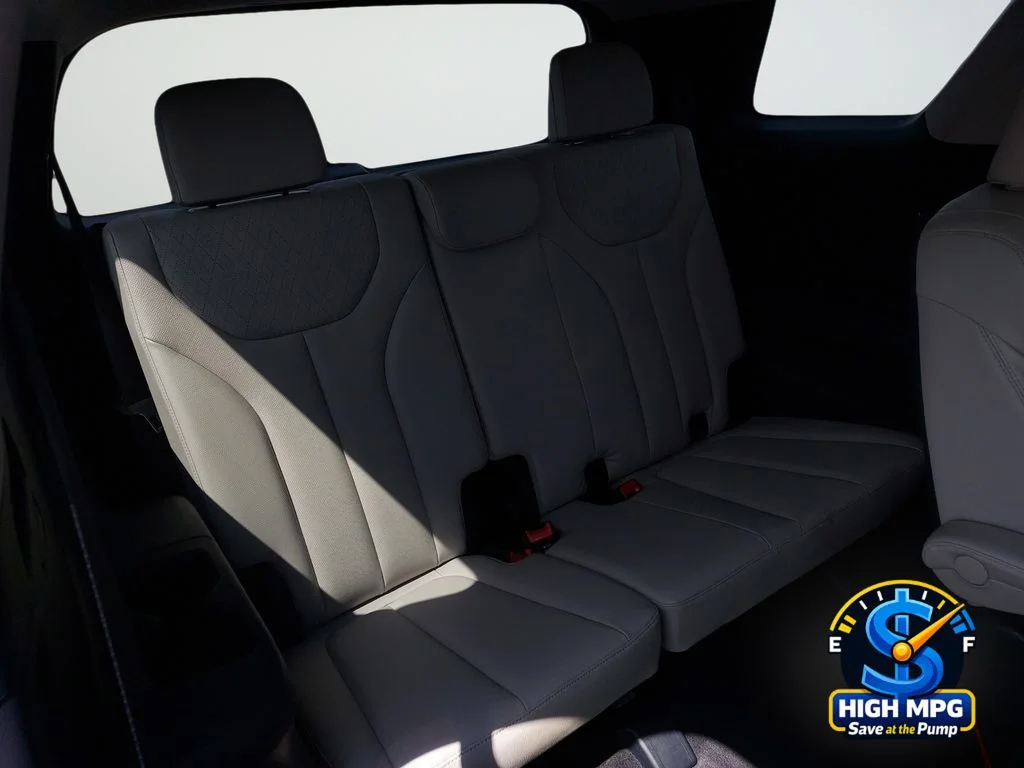 Used 2022 Black Hyundai SEL image 33