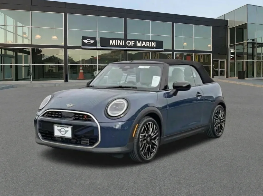 2026 MINI Convertible Cooper S Signature's photo