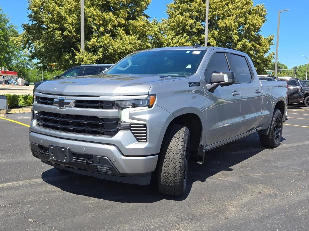 Used 2024 Gray Chevrolet RST image 5