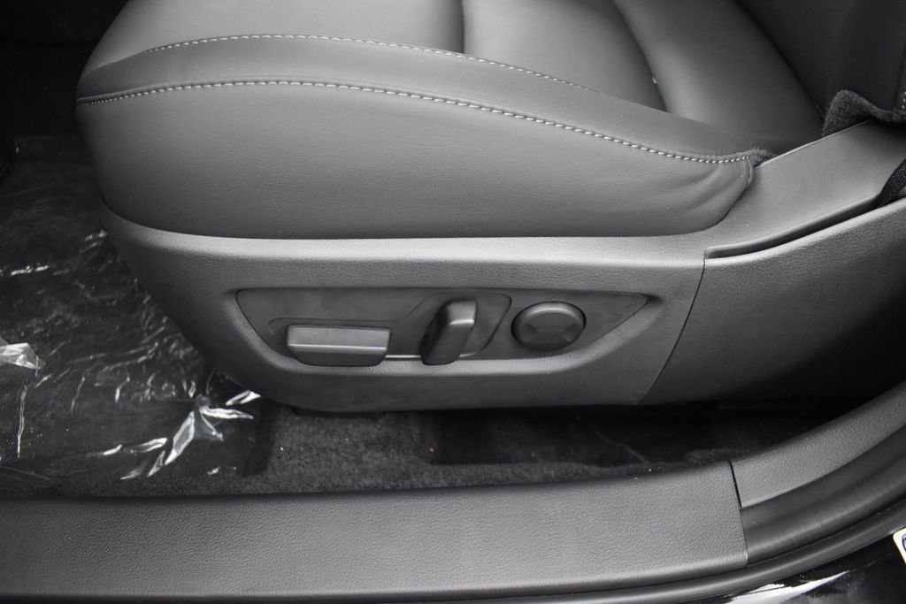 New 2026 Jet Black Mica Mazda 2.5 S Preferred AWD image 8