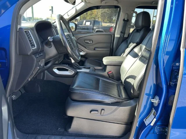 Used 2024 Blue Nissan SL image 13