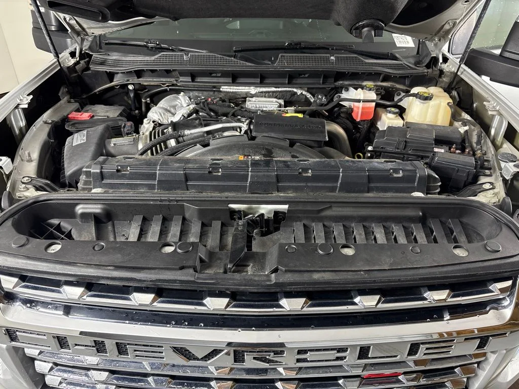 Used 2021 Silver Chevrolet LTZ image 49