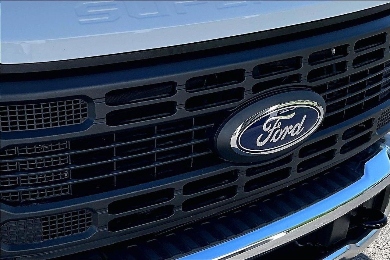2024 Ford F-350 Super Duty XL - Photo 31