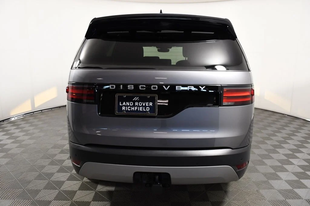 Certified Used 2025 Eiger Grey Metallic Land Rover S image 5