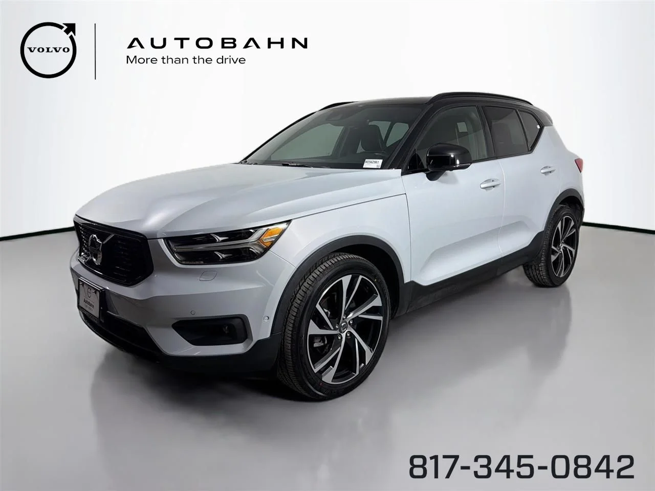 2021 Volvo XC40 T5 R-Design AWD's photo
