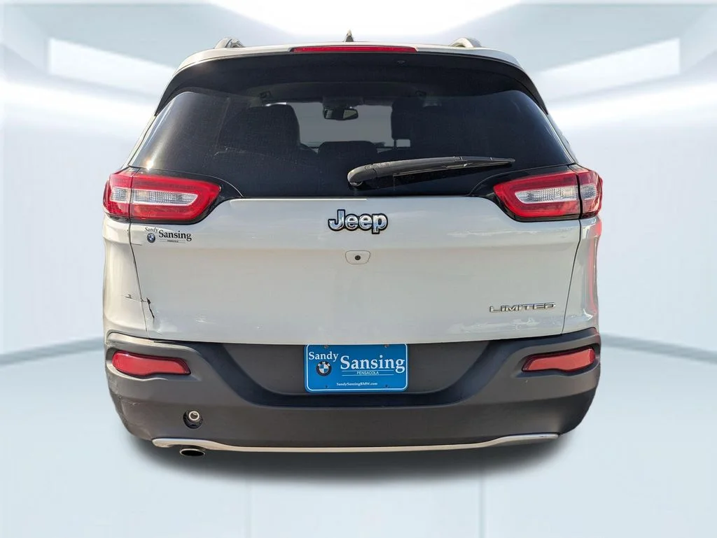 Used 2017 White Jeep Limited image 2