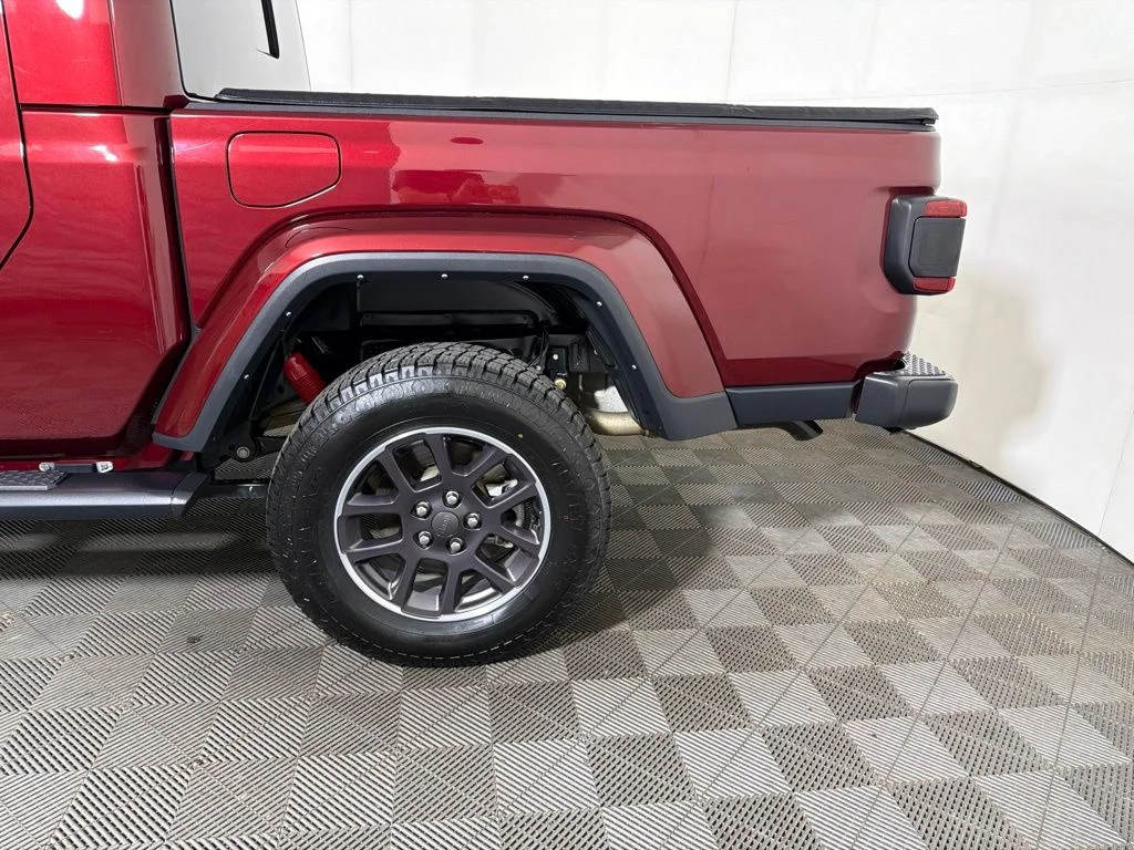 Used 2021 Red Jeep Overland image 5
