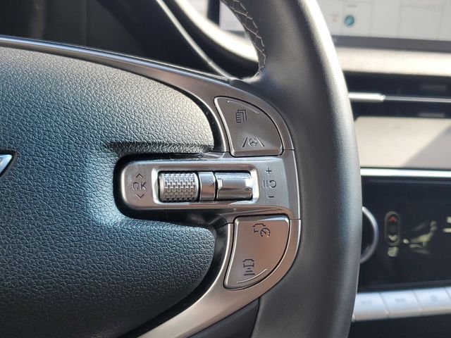 2025 GENESIS GV70 Standard - Photo 17