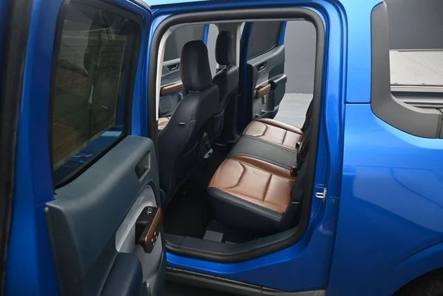 Used 2022 Blue Ford Lariat image 15