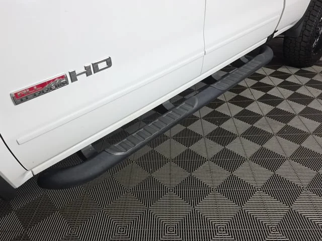 Used 2018 SUMMIT WHITE GMC SLT image 11