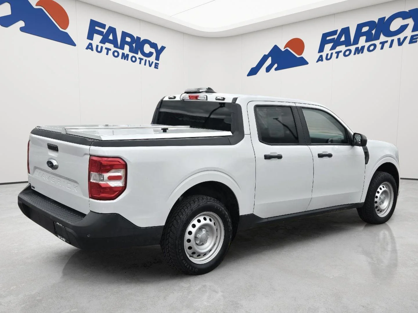 Used 2022 Oxford White Ford XL image 7