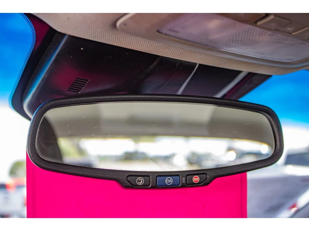 Used 2015 Summit White Chevrolet LS image 43