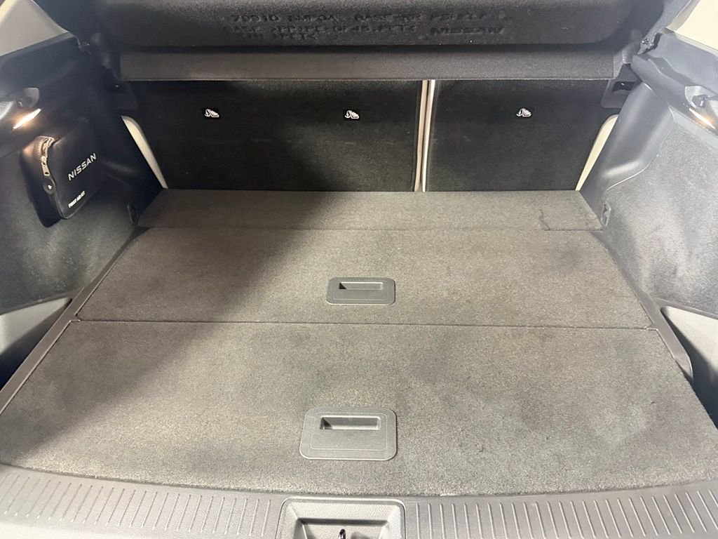 Used 2023 Deep Ocean Blue Nissan ENGAGE image 31