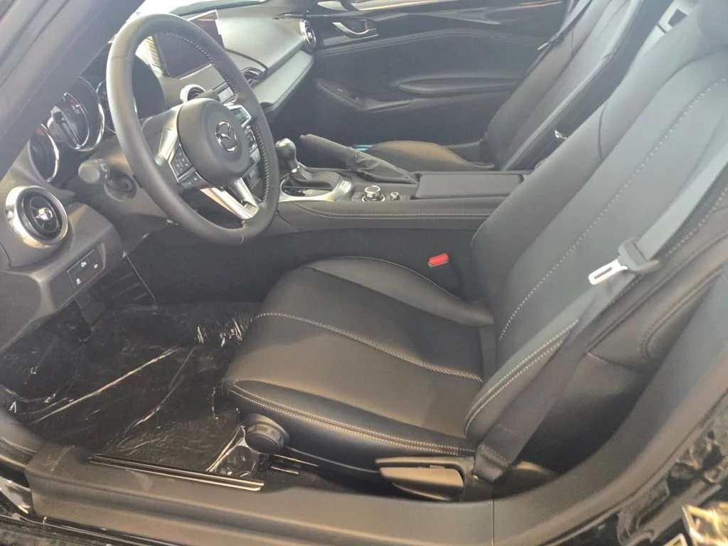 2025 Mazda MX-5 Miata Grand Touring | CarEdge | CarEdge