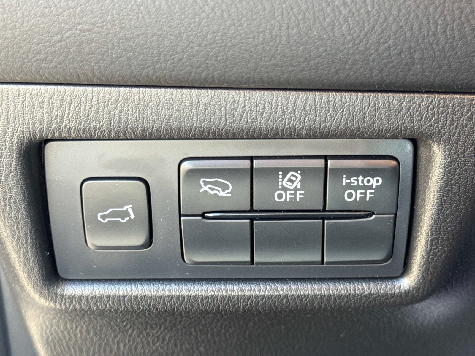 Certified Used 2025 Silver Mazda 2.5 S Preferred Package image 33