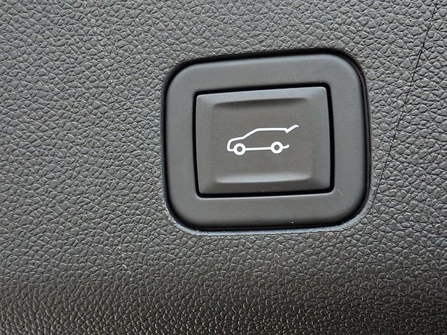 Used 2026 Gray Chevrolet RST image 28