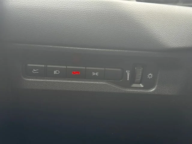 New 2026 White Knuckle Exterior Paint Dodge R/T image 24
