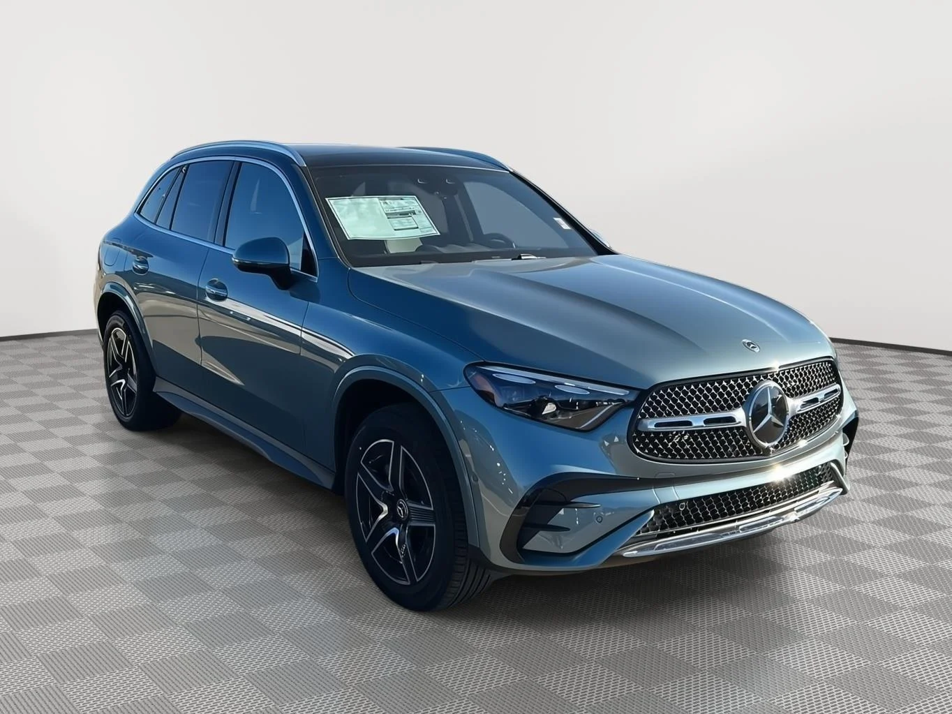 New 2026 Verde Silver Metallic Mercedes-Benz GLC 300 image 1