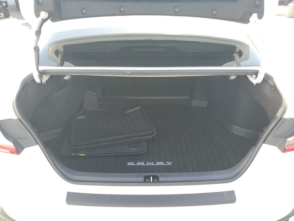 Certified Used 2026 Ice Toyota SE image 9