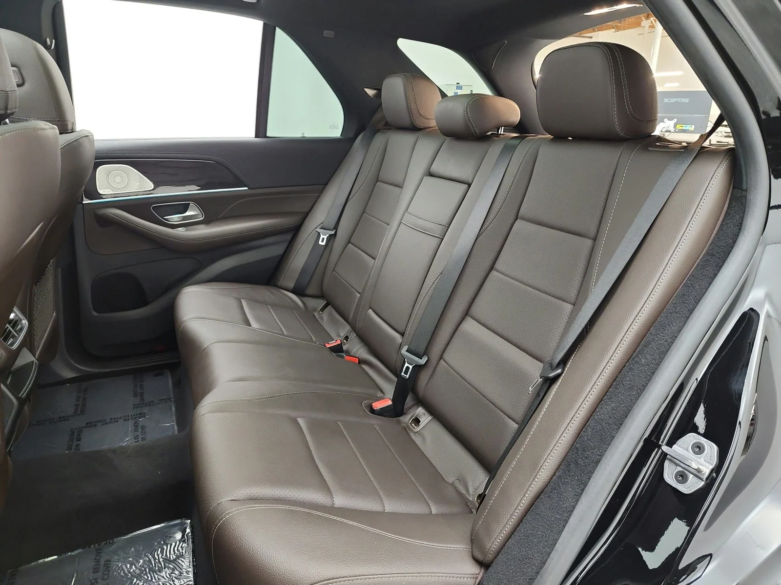 Certified Used 2023 Black Mercedes-Benz GLE 450 4MATIC® SUV image 15