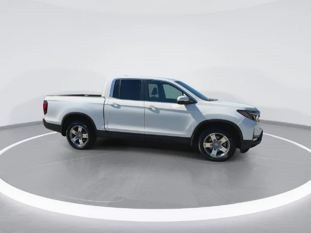 Used 2024  Honda RTL image 9