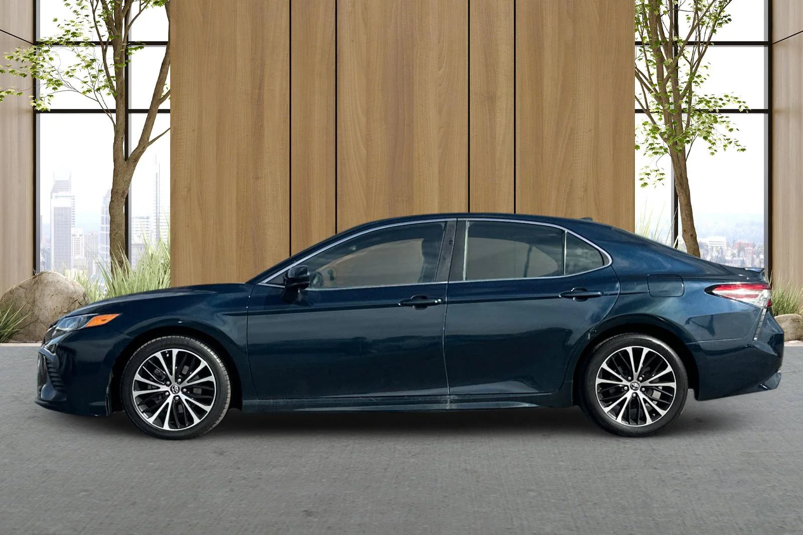 Used 2019 Blue Toyota SE image 7