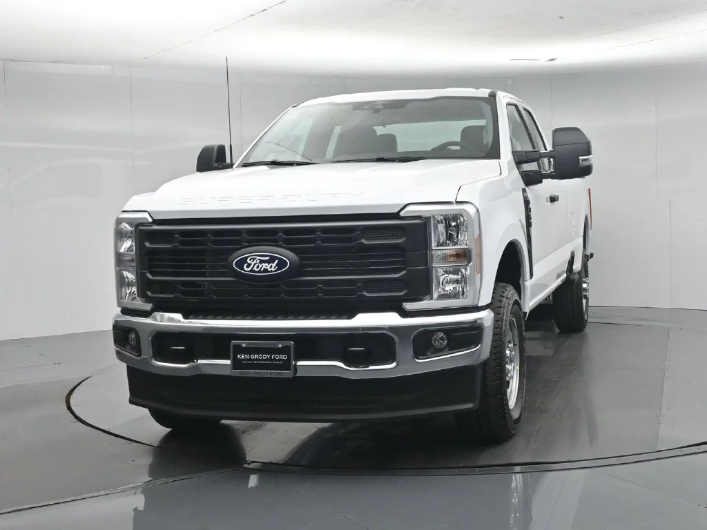 New 2027 White Ford XL image 53
