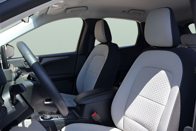 Used 2023 White Ford Active image 14