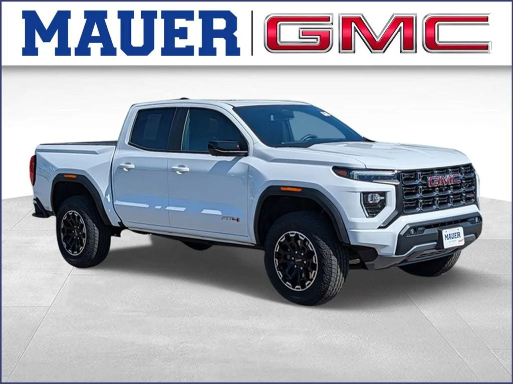 2026 GMC Canyon 4WD AT4 Crew Cab Short Box's photo