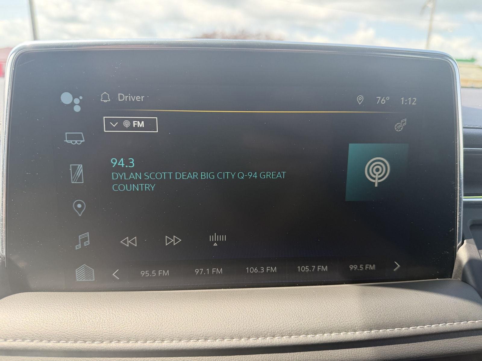 Used 2022 SUMMIT WHITE Chevrolet LT image 20
