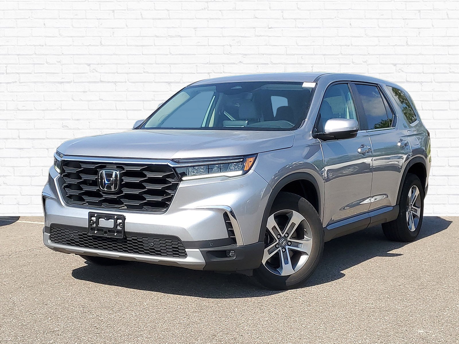 Certified Used 2023 Lunar Silver Metallic Honda AWD EX-L image 33