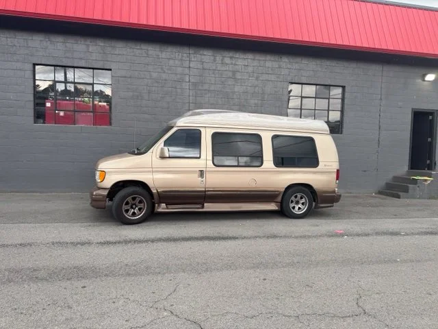 1998 Ford E-150 RV