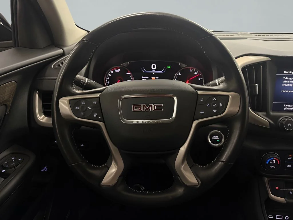 Used 2022 Black GMC Denali image 17