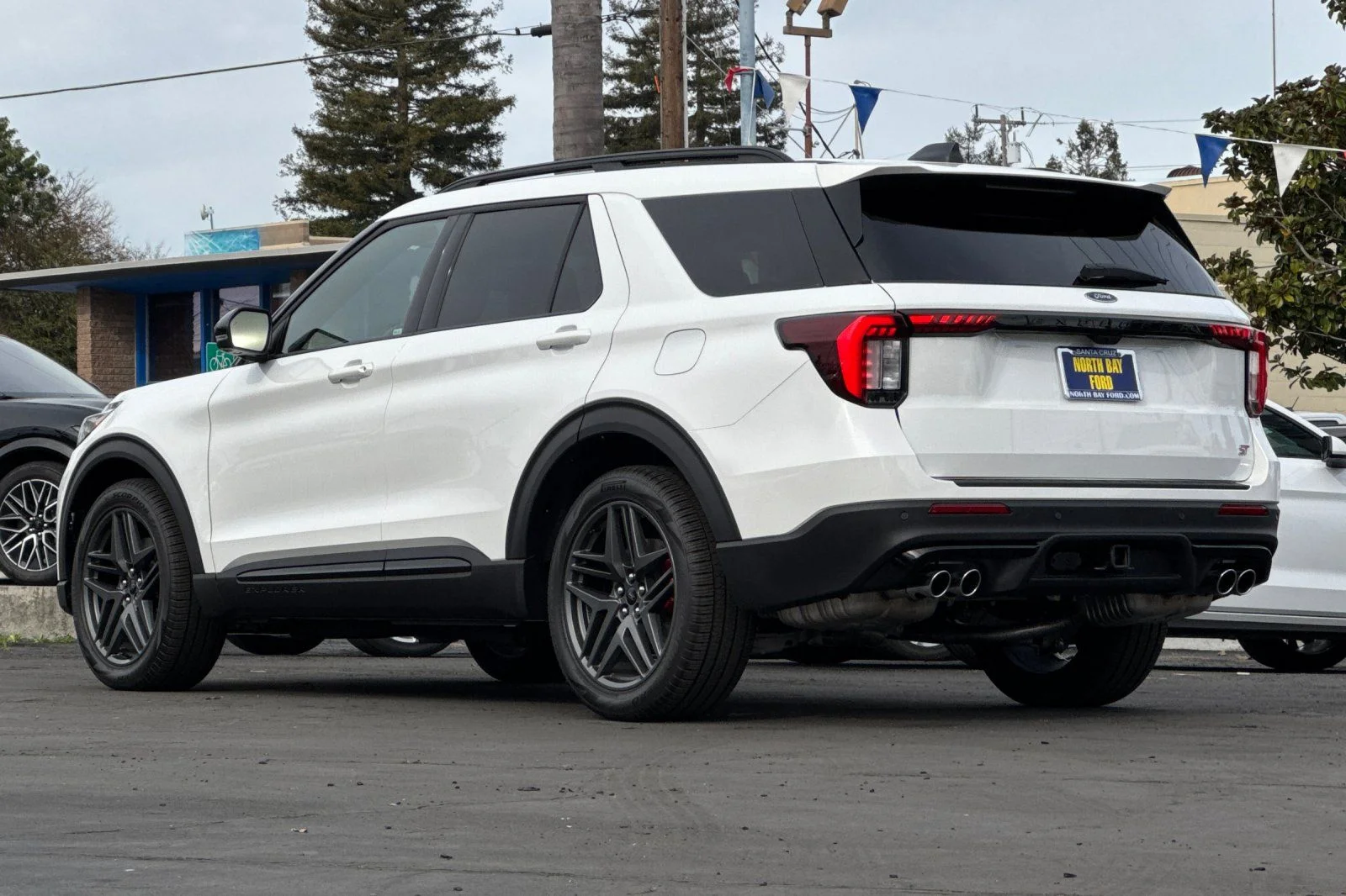 New 2026 Star White Metallic Tri-Coat Ford ST image 6
