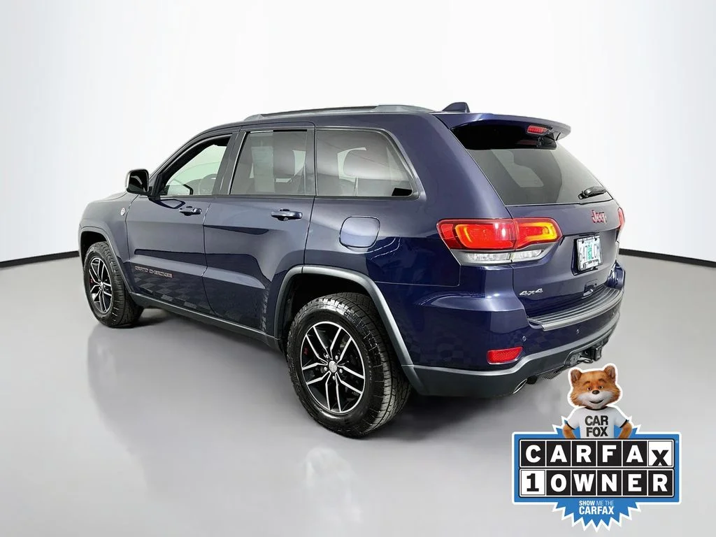 Used 2018 True Blue Pearlcoat Jeep Trailhawk image 6