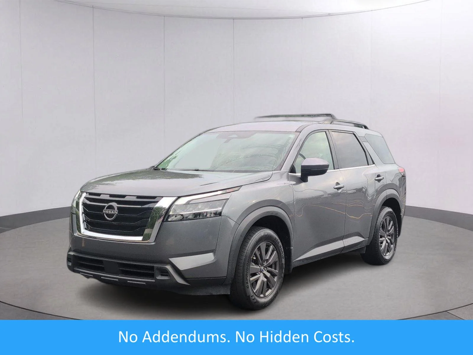 Used 2022 Gun Metallic Nissan SV image 1