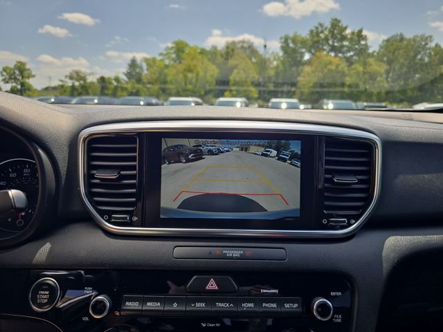 Used 2022 Silver Kia Nightfall image 22