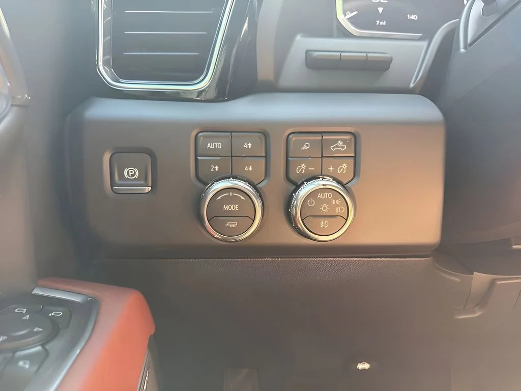 New 2026 Sterling Metallic GMC Denali Ultimate image 32