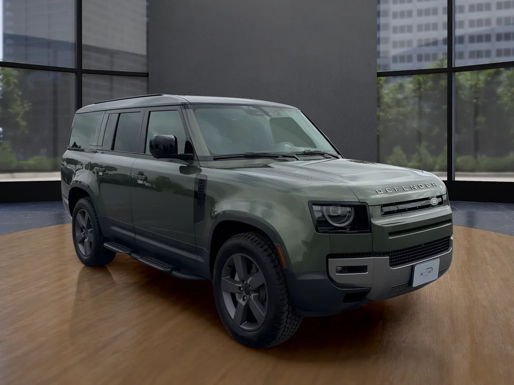 New 2026 Green Land Rover S image 3