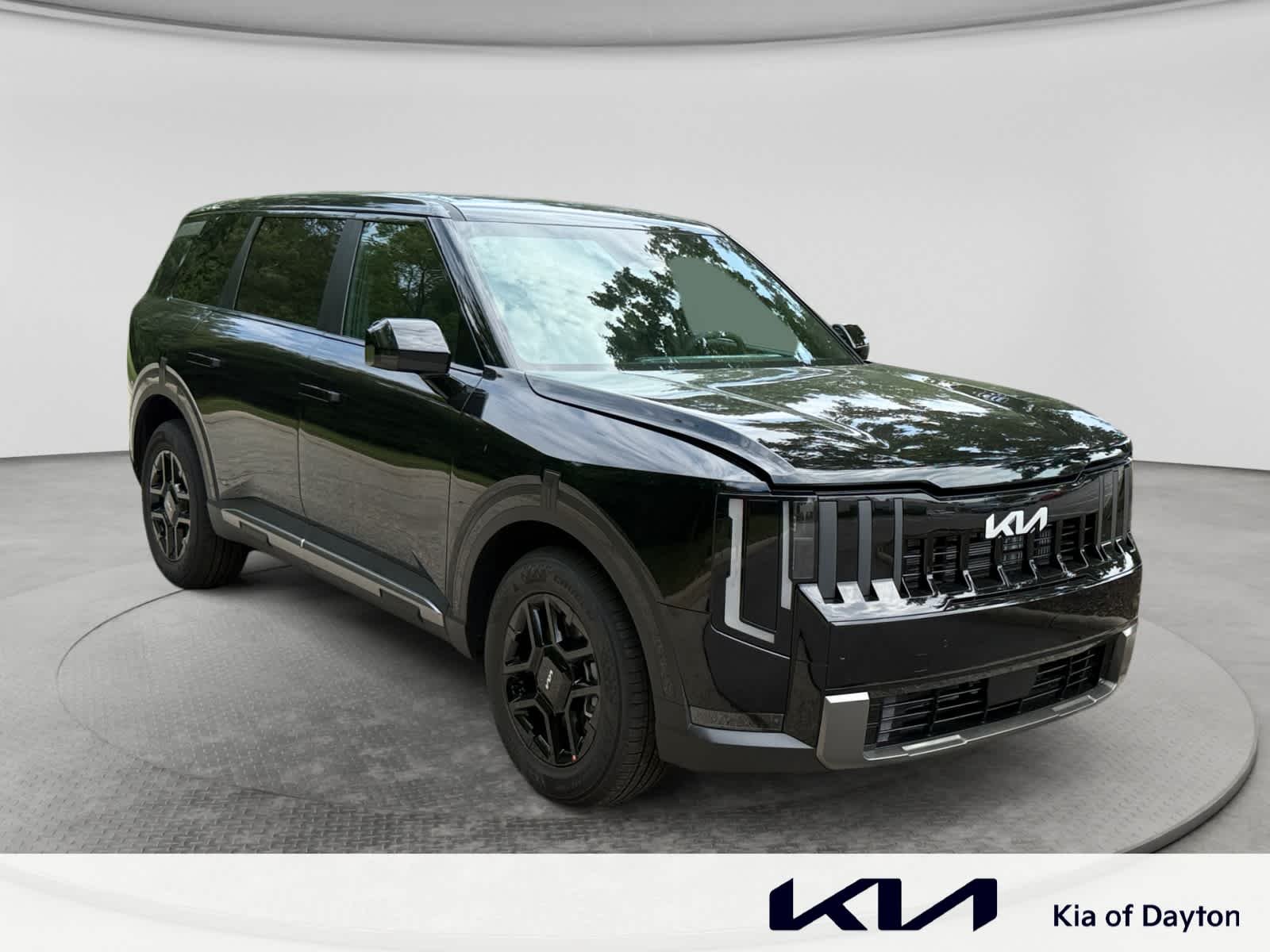 New 2027 Ebony Black Kia LX image 3
