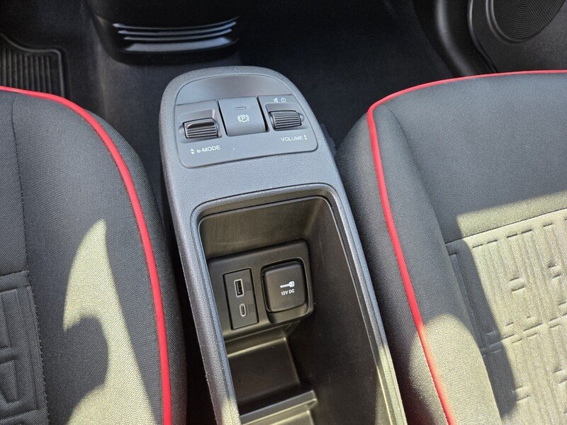 Used 2024 Red by (Red) FIAT INSPI(RED) FWD image 21
