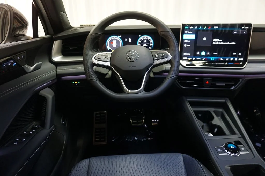 New 2026 White Volkswagen 2.0T SE R-Line Black image 12